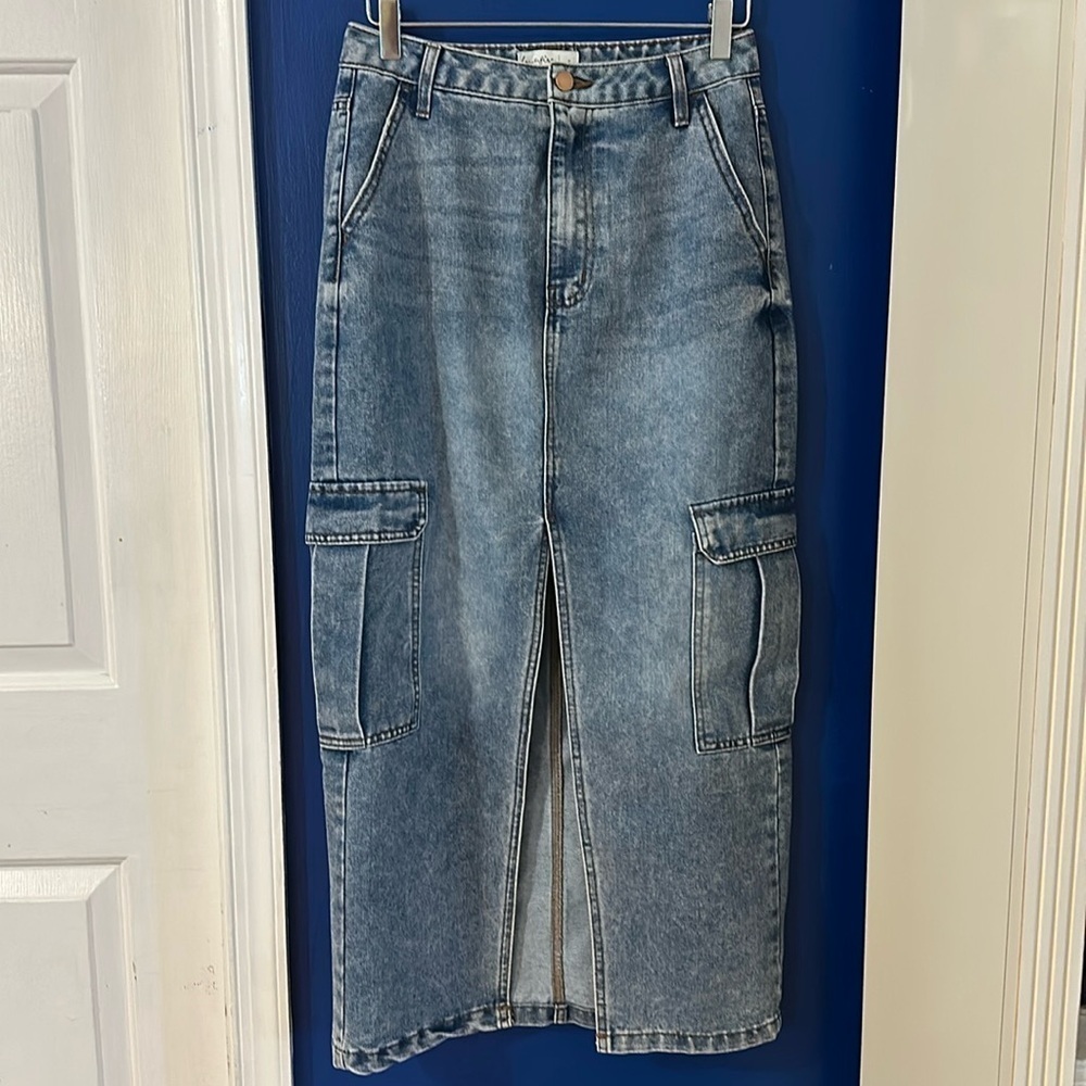 Juniors Love Fire Skirt Blue Denim Front Slit Straight Cargo Pockets Skirt Sz 5